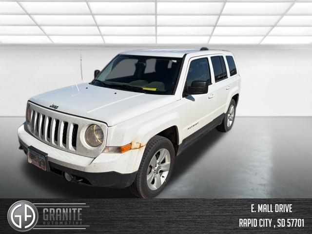 Bright White Clearcoat 2015 Jeep Patriot Latitude 4WD SUV / Crossover Four-Wheel Drive 6-Speed Automatic