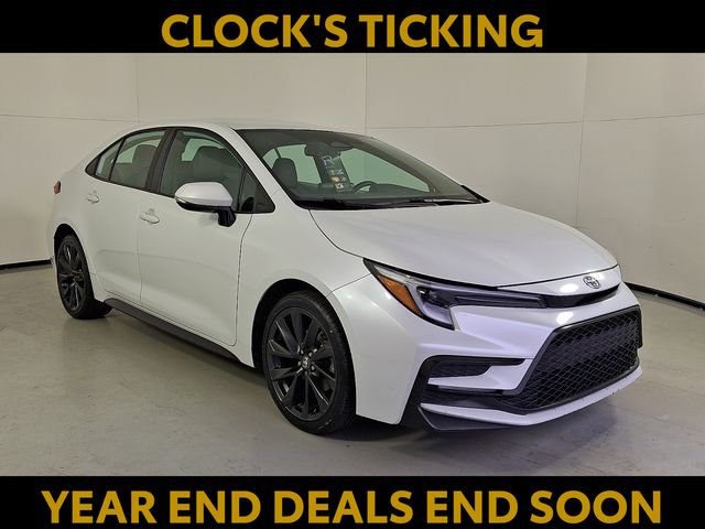 2024 Toyota Corolla SE's photo