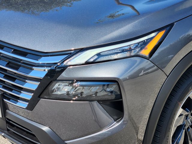 2026 Nissan Rogue SV photo 3