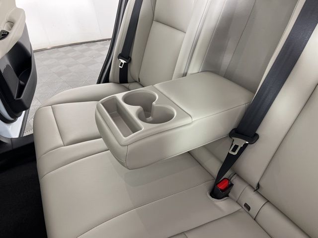 2025 Everest White Pearl Tricoat Nissan Murano SL AWD SUV