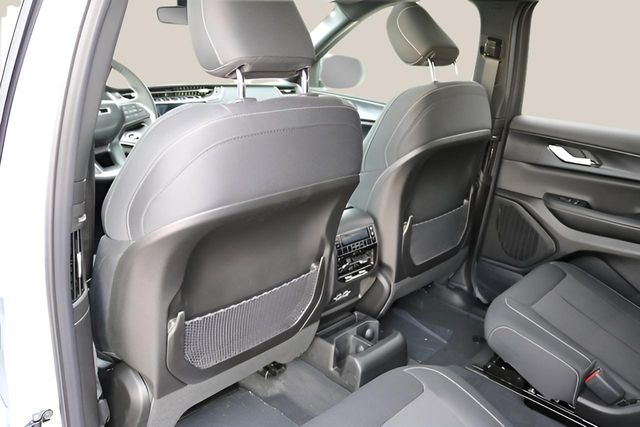 New Car 2025 Jeep Grand Cherokee L  Laredo X For Sale Under $35,000 In Austin, Texas