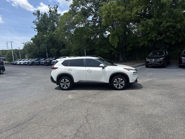 Used 2023 White Nissan SV image 4