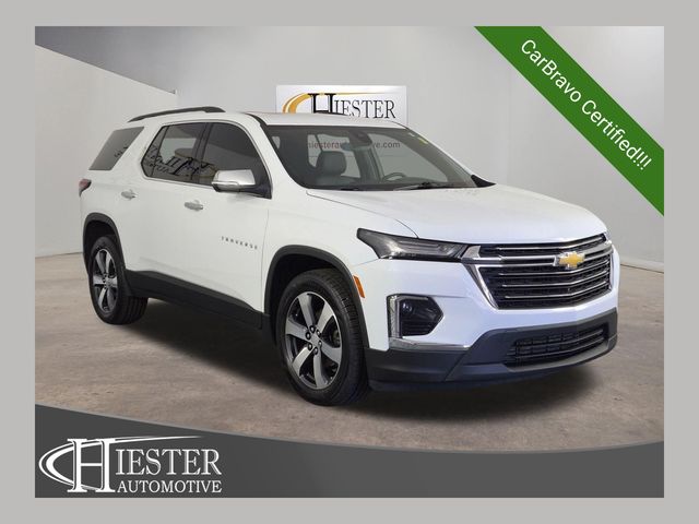 Summit White 2023 Chevrolet Traverse SUV / Crossover Front-Wheel Drive 9-Speed Automatic