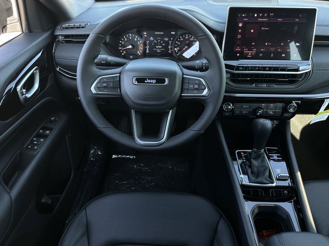 2026 Jeep Compass Latitude - 8