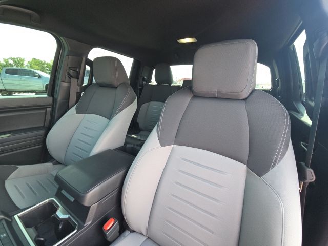 2025 Toyota Tacoma Hybrid:46433A2