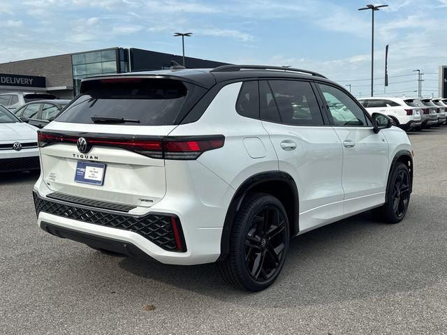 New 2026 White Volkswagen 2.0T SE R-Line Black image 5