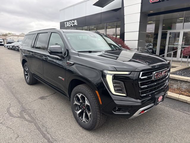 2025 GMC Yukon XL AT4