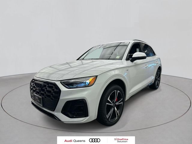 Glacier White 2025 Audi Q5 SUV / Crossover All-Wheel Drive 7-Speed Automatic