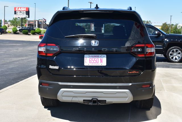 Used 2025 Honda Pilot SUV