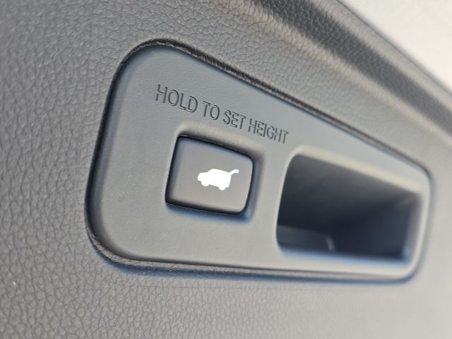 2024 Honda Pilot Touring:C02566