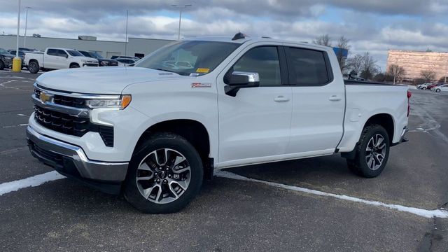 2023 Chevrolet Silverado 1500 LT 4