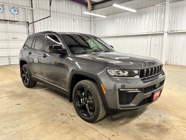 Gray Metallic 2026 Jeep Grand Cherokee SUV / Crossover 4X2 8-Speed Automatic