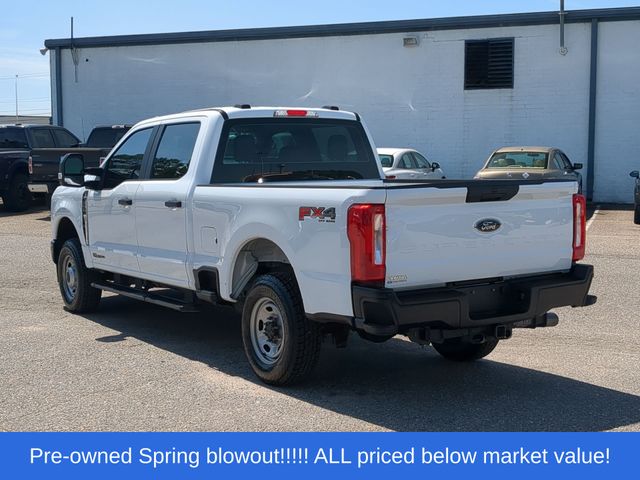 Used 2024 White Ford XL image 11