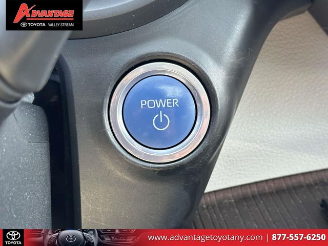 Used 2022 Toyota Sienna Van
