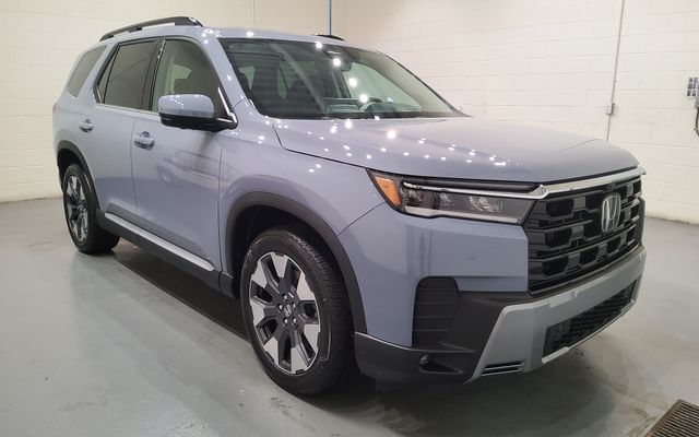 Sonic Gray Pearl 2026 Honda Pilot SUV / Crossover All-Wheel Drive Automatic