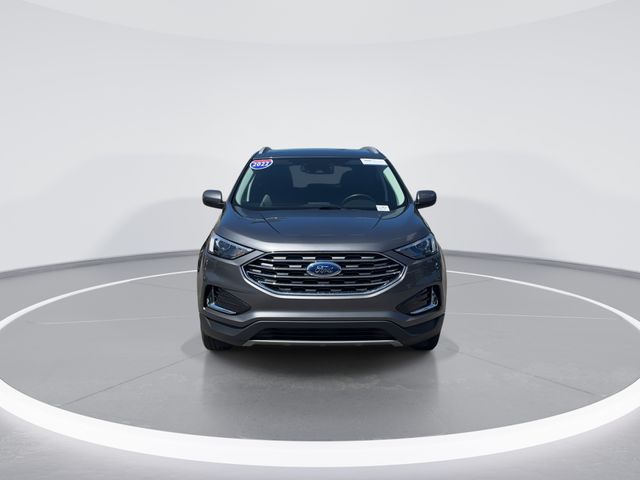 Used 2022 Gray Ford SEL image 2