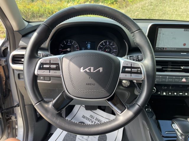 2022 Kia Telluride S 12