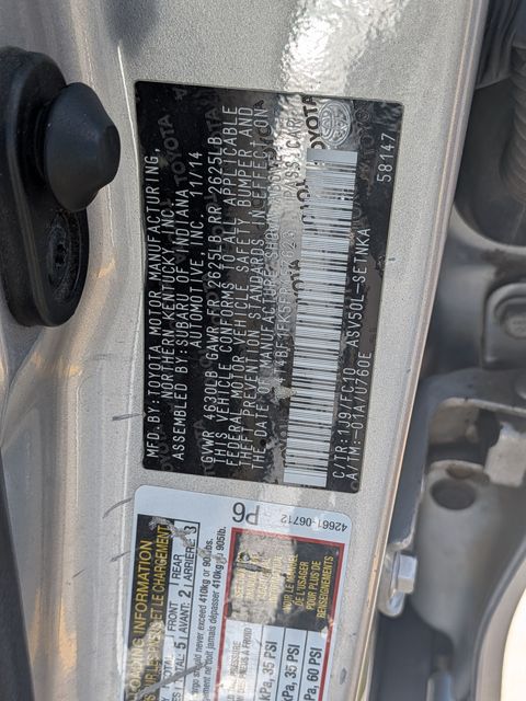2015 Toyota Camry - Image 31