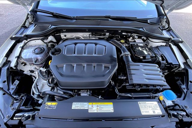 2024 Volkswagen Golf Gti 2.0T S photo