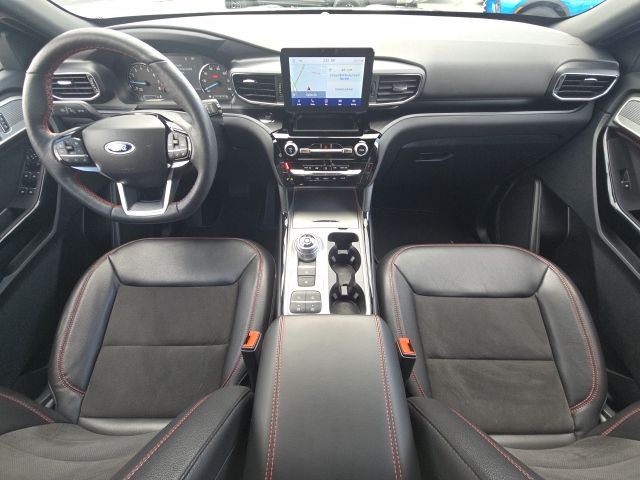 2024 Ford Explorer ST-Line:C02489A