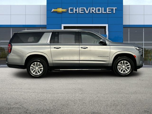 2024 Chevrolet Suburban LS 3