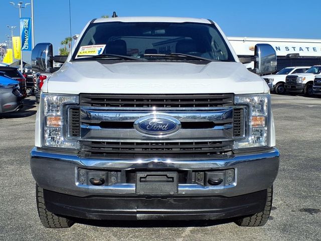 2019 Ford F-250SD XLT photo