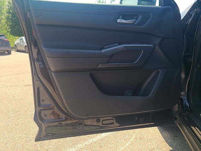 Used 2024 Nissan Pathfinder SUV