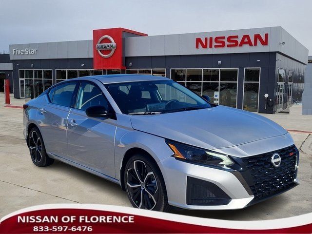 2025 Nissan Altima 2.5 SR FWD