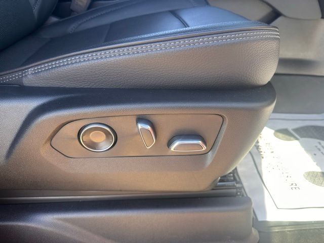 2024 GMC Yukon XL 4WD Denali