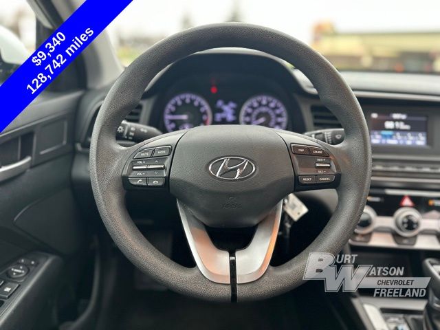 2019 Hyundai Elantra SE 14