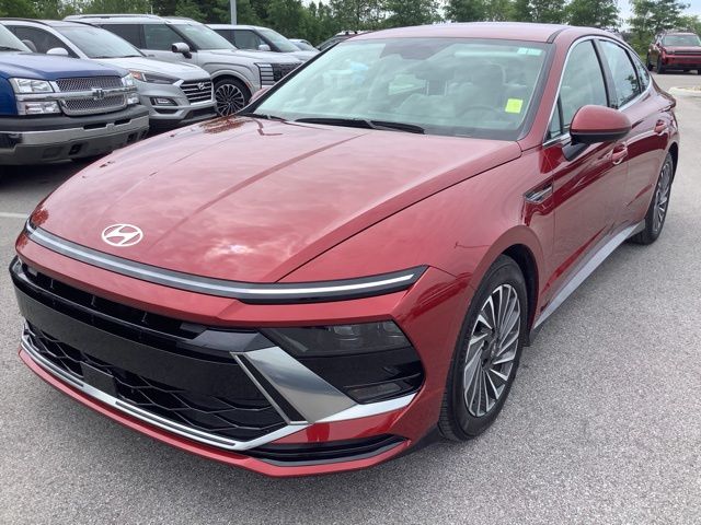2025 Hyundai SONATA HYBRID SEL