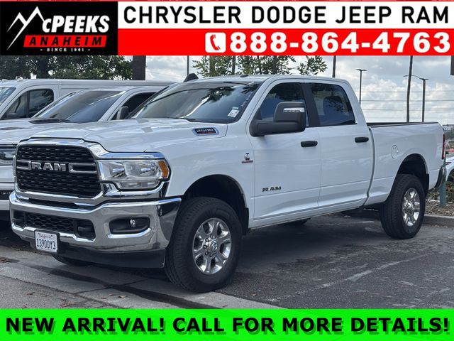 Bright White Clearcoat 2024 RAM 2500 Big Horn Crew Cab 4WD Pickup Truck Four-Wheel Drive 6-Speed Automatic