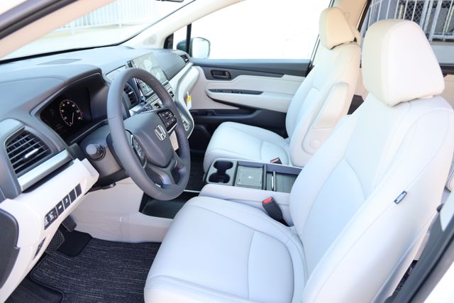 2026 Honda Odyssey EX-L White at Community Honda