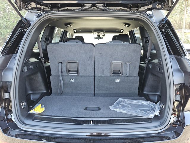 2026 Jeep Grand Cherokee L Laredo 4x4