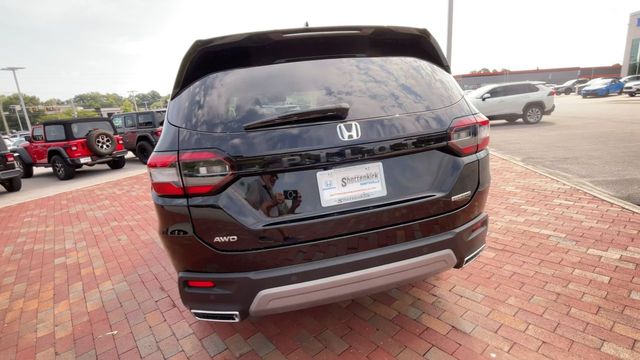 Used 2025 Honda Pilot SUV