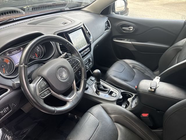Used 2019 Red Jeep Limited image 16