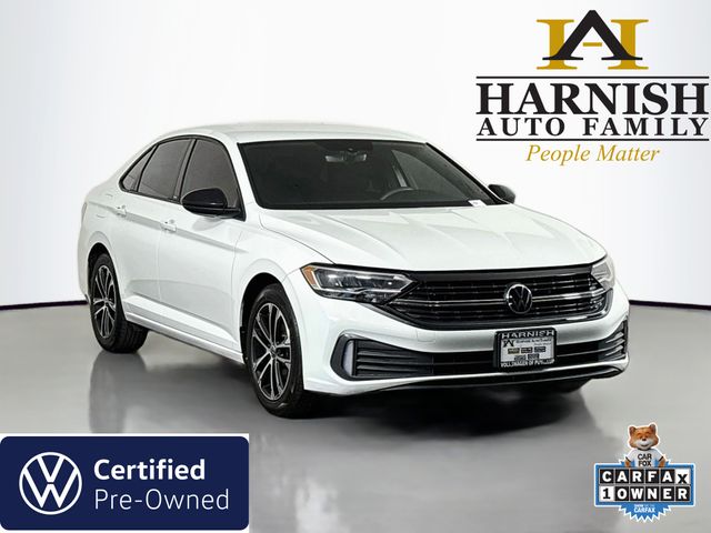 Pure White 2023 Volkswagen Jetta Sedan Front-Wheel Drive 8-Speed Automatic