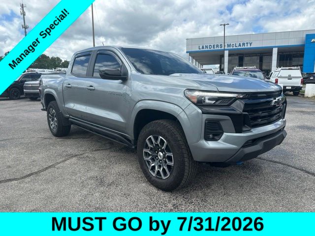 Sterling Gray Metallic 2024 Chevrolet Colorado Pickup Truck Four-Wheel Drive 8-Speed Automatic