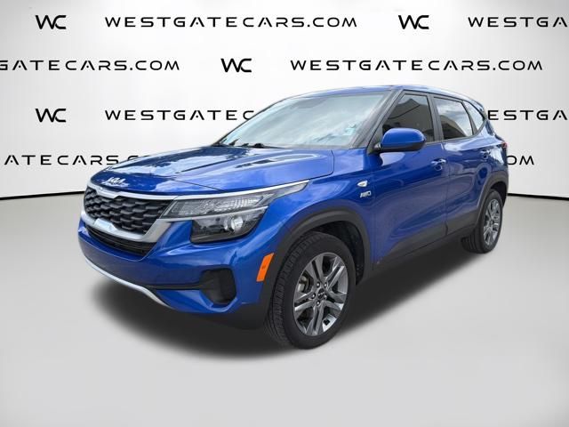 Neptune Blue 2023 Kia Seltos SUV / Crossover All-Wheel Drive Continuously Variable Transmission