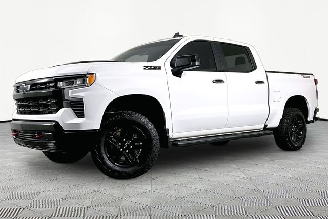 Summit White 2024 Chevrolet Silverado 1500 LT Trail Boss Crew Cab 4WD Pickup Truck Four-Wheel Drive Automatic