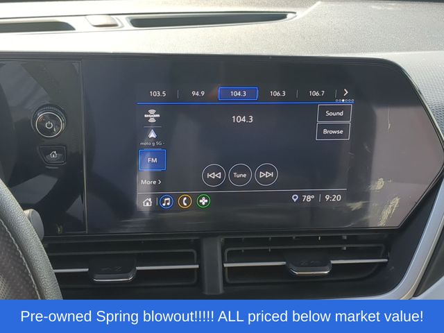 Used 2025 Summit White Chevrolet LS image 29