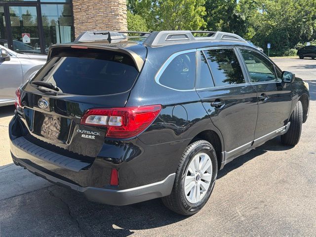 Used 2017 Black Subaru 2.5i Premium image 7
