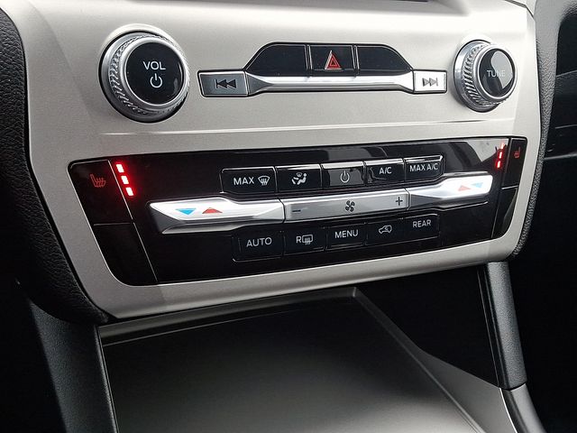 2022 Ford Explorer XLT - Photo 11