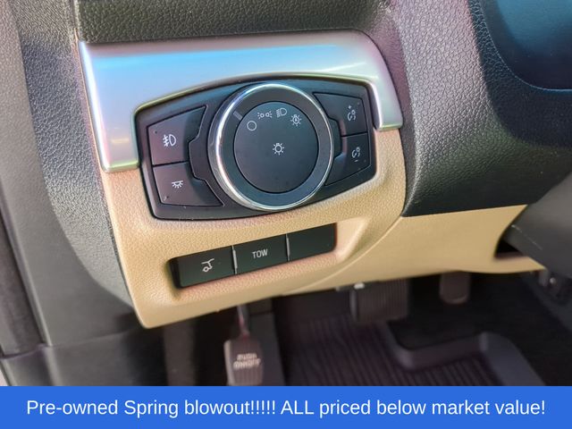 Used 2017 White Ford XLT image 24