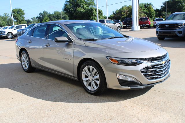  2024 Chevrolet Malibu LT with 1LT FWD   