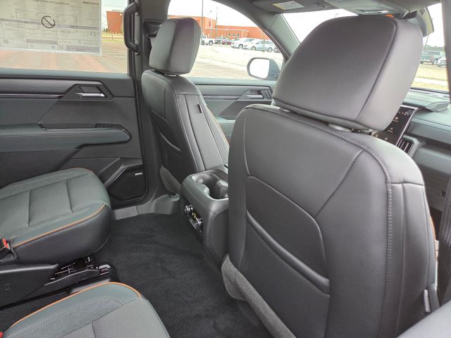 2026 GMC Acadia AT4 AWD