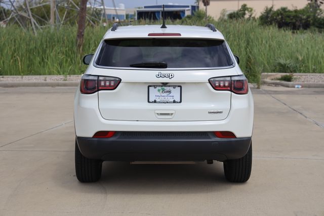 2018 Jeep Compass Latitude White at River Oaks CDJR