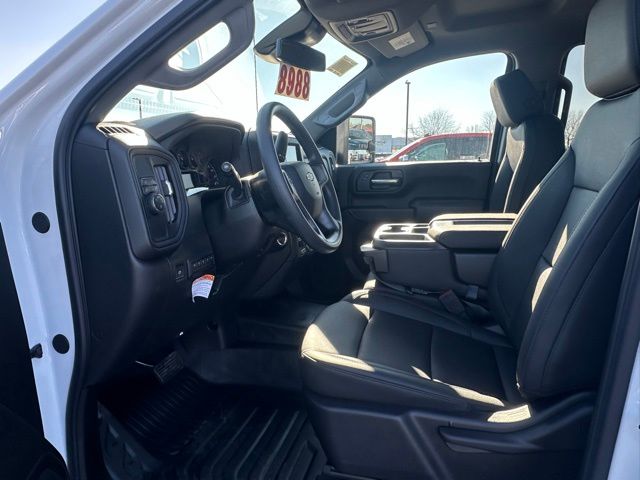 2025 Chevrolet Silverado 2500HD Work Truck photo