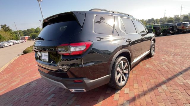 Used 2025 Honda Pilot SUV
