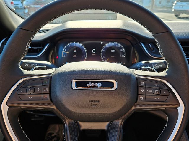 2025 Jeep Grand Cherokee L Laredo X 4x2